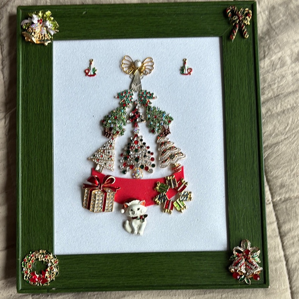 Christmas picture jewlery art